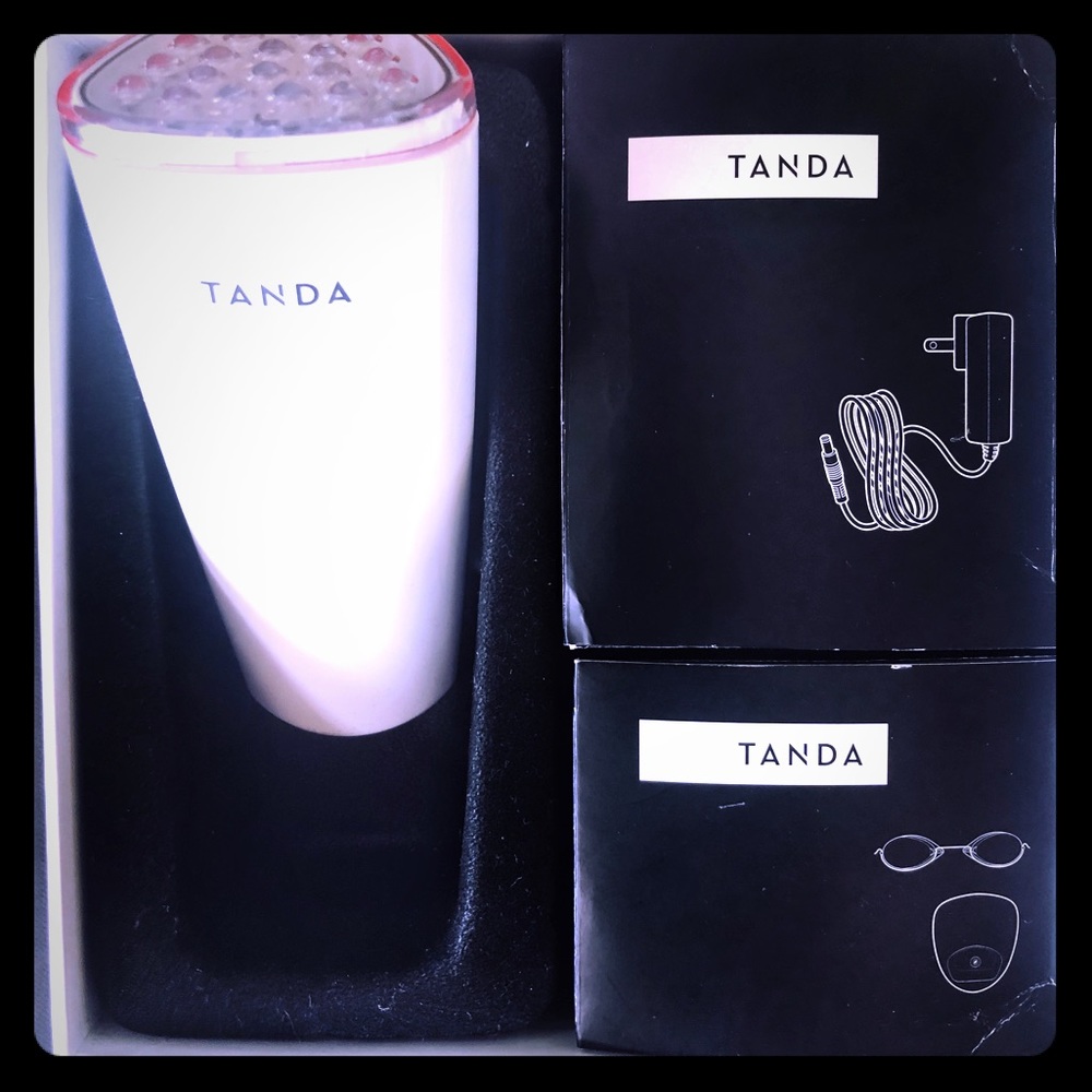 Tanda At Home anti aging LED light therapy